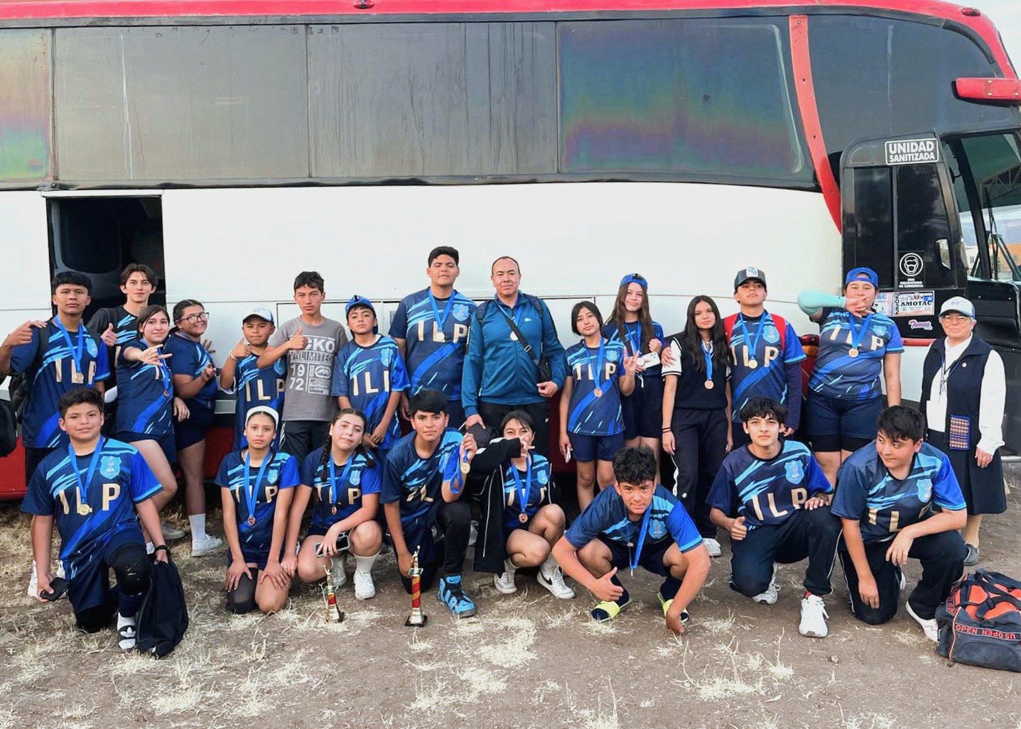 Encuentro deportivo intermínimo en el instituto américa en la ciudad de León 2025